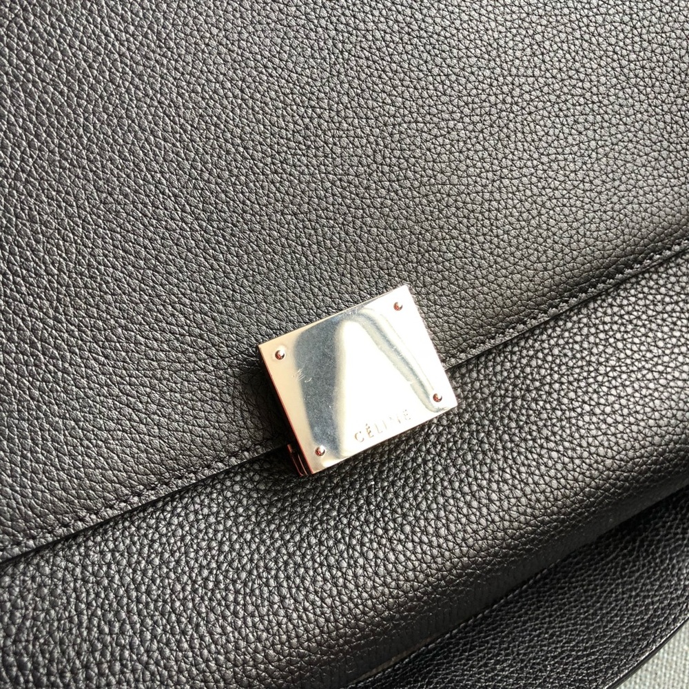 Celine Small Trapeze in Black - Picture 3 of 8